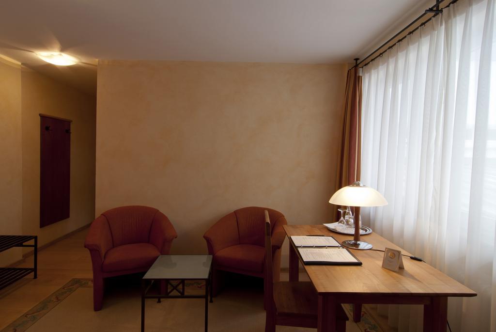Hardtwald Hotel Bad Homburg vor der Hoehe Phòng bức ảnh